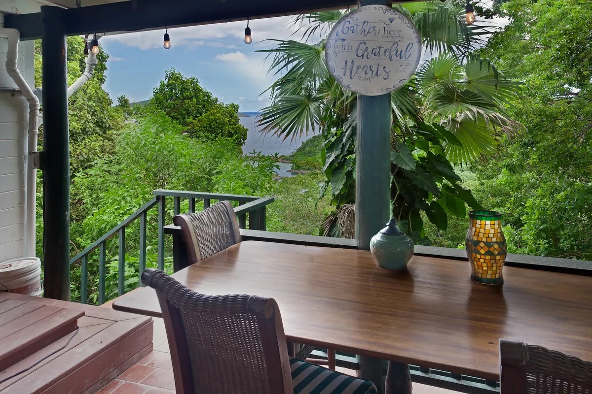 23e-12 Mandahl, St. Thomas